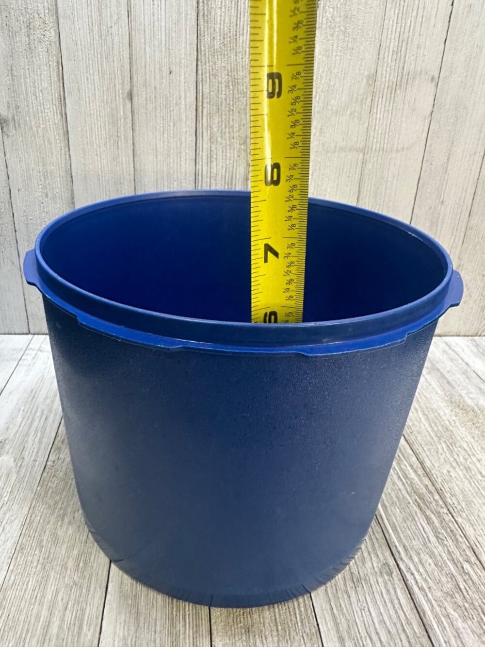 Vtg Blueberry Blue Flower Tupperware 6.5" T Servalier Cannister w/ Lid 8" DIA - Picture 5 of 8